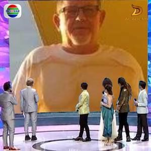 Meet your Posher, Curtis